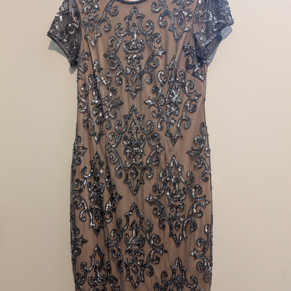 Adrianna Papell Taupe Mesh Midi Silver Sequin Embellishment Dress Size 4 - Picture 6 of 11
